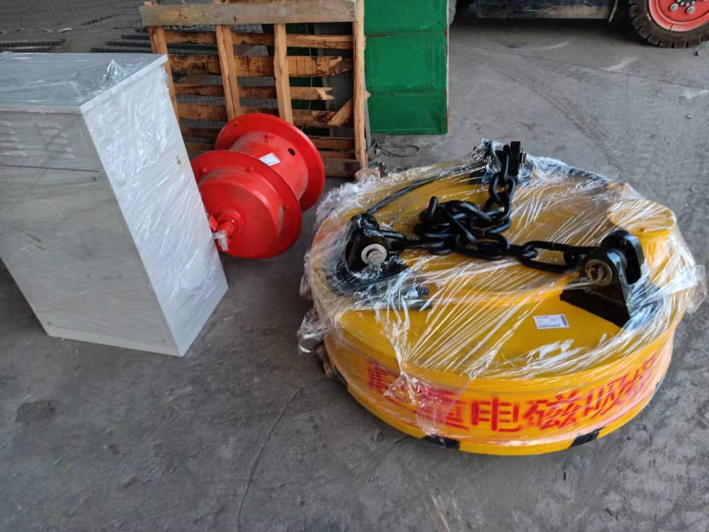 強(qiáng)力電磁吸盤(pán)